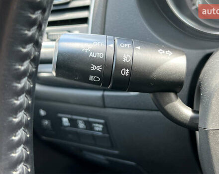 Красный Мазда 6, объемом двигателя 2 л и пробегом 106 тыс. км за 9999 $, фото 16 на Automoto.ua