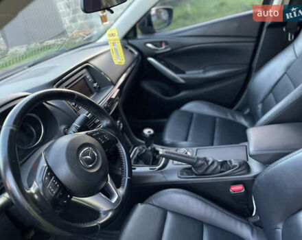 Красный Мазда 6, объемом двигателя 2.49 л и пробегом 158 тыс. км за 10500 $, фото 15 на Automoto.ua