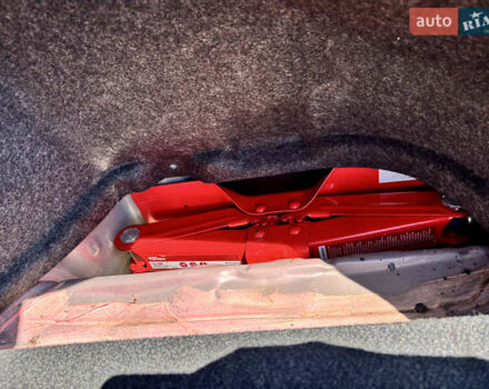 Красный Мазда 6, объемом двигателя 2.5 л и пробегом 205 тыс. км за 12300 $, фото 15 на Automoto.ua