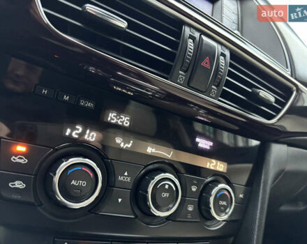 Красный Мазда 6, объемом двигателя 2.49 л и пробегом 175 тыс. км за 12590 $, фото 47 на Automoto.ua