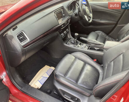 Красный Мазда 6, объемом двигателя 0 л и пробегом 200 тыс. км за 4700 $, фото 2 на Automoto.ua