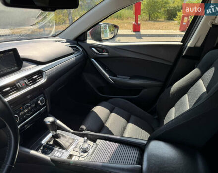 Червоний Мазда 6, об'ємом двигуна 2 л та пробігом 92 тис. км за 16499 $, фото 25 на Automoto.ua