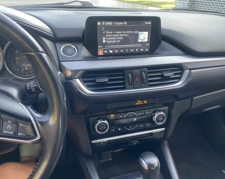 Красный Мазда 6, объемом двигателя 2.5 л и пробегом 170 тыс. км за 13999 $, фото 3 на Automoto.ua