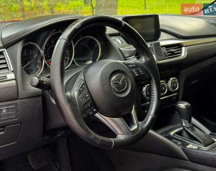 Червоний Мазда 6, об'ємом двигуна 2.5 л та пробігом 235 тис. км за 10640 $, фото 12 на Automoto.ua