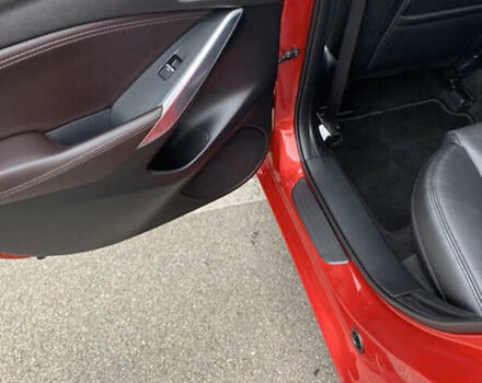 Красный Мазда 6, объемом двигателя 2.19 л и пробегом 143 тыс. км за 15300 $, фото 9 на Automoto.ua