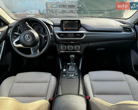 Червоний Мазда 6, об'ємом двигуна 2.49 л та пробігом 203 тис. км за 10500 $, фото 4 на Automoto.ua