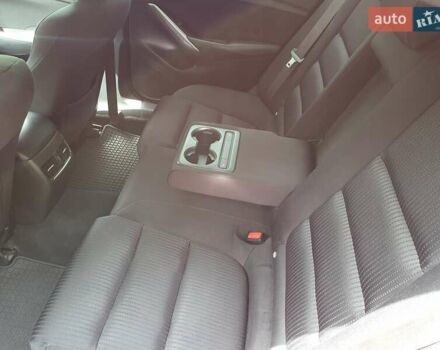 Червоний Мазда 6, об'ємом двигуна 2 л та пробігом 75 тис. км за 12500 $, фото 35 на Automoto.ua