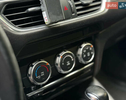 Червоний Мазда 6, об'ємом двигуна 2.5 л та пробігом 235 тис. км за 10640 $, фото 18 на Automoto.ua