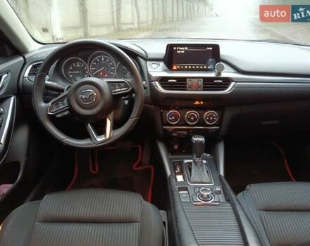 Красный Мазда 6, объемом двигателя 2.49 л и пробегом 150 тыс. км за 12300 $, фото 9 на Automoto.ua