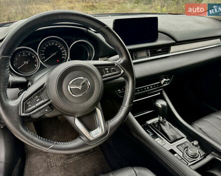 Мазда 6 2019 в Киеве на Automoto.ua Красный Мазда 6, объемом двигателя 2.49 л и пробегом 68 тыс. км за 18900 $, фото 29 на Automoto.ua