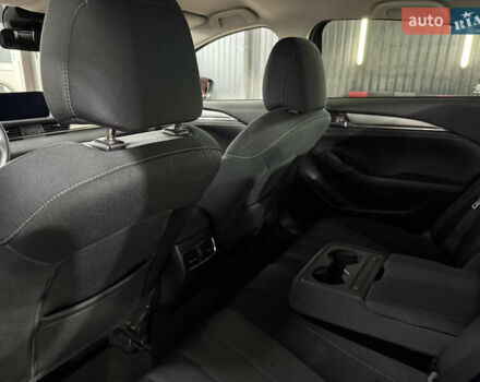 Мазда 6 2019 в Одессе на Automoto.ua Красный Мазда 6, объемом двигателя 2 л и пробегом 58 тыс. км за 23300 $, фото 5 на Automoto.ua