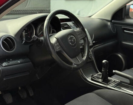 Червоний Мазда 6, об'ємом двигуна 2 л та пробігом 257 тис. км за 4950 $, фото 15 на Automoto.ua