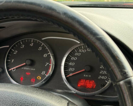 Красный Мазда 6, объемом двигателя 1.8 л и пробегом 302 тыс. км за 5550 $, фото 5 на Automoto.ua