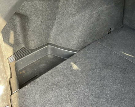 Красный Мазда 6, объемом двигателя 2.2 л и пробегом 245 тыс. км за 12500 $, фото 18 на Automoto.ua