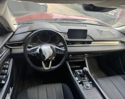 Красный Мазда 6, объемом двигателя 2 л и пробегом 120 тыс. км за 8200 $, фото 5 на Automoto.ua