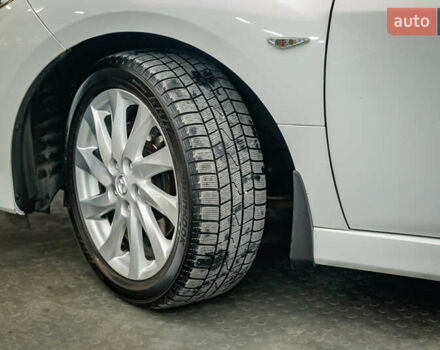 Мазда 6, объемом двигателя 2 л и пробегом 111 тыс. км за 9910 $, фото 7 на Automoto.ua