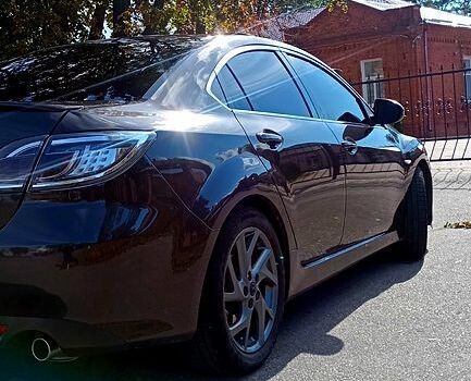 Мазда 6, объемом двигателя 2.5 л и пробегом 289 тыс. км за 8000 $, фото 4 на Automoto.ua