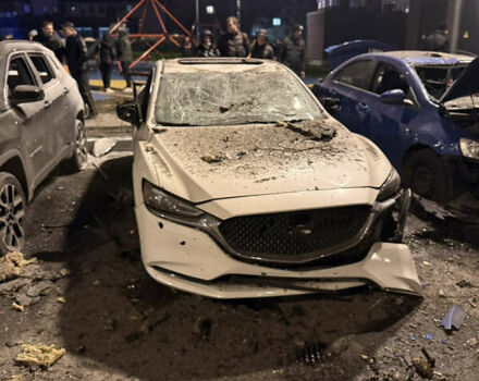 Мазда 6, объемом двигателя 2.5 л и пробегом 100 тыс. км за 9999 $, фото 1 на Automoto.ua