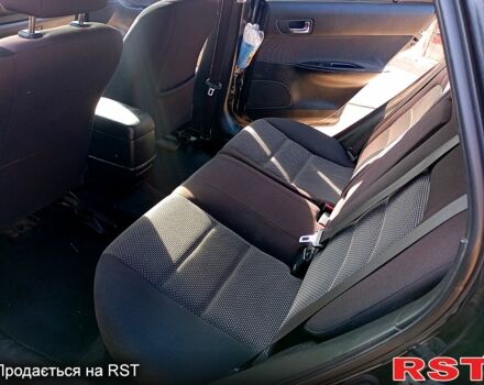 Мазда 6, объемом двигателя 2 л и пробегом 350 тыс. км за 3750 $, фото 4 на Automoto.ua