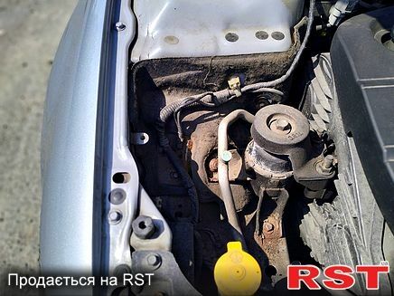 Мазда 6, об'ємом двигуна 2 л та пробігом 200 тис. км за 4100 $, фото 3 на Automoto.ua