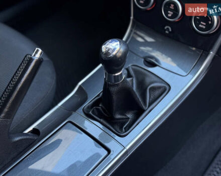 Мазда 6, объемом двигателя 1.8 л и пробегом 182 тыс. км за 5500 $, фото 14 на Automoto.ua