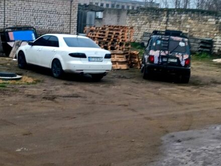 Мазда 6, об'ємом двигуна 2 л та пробігом 200 тис. км за 3500 $, фото 1 на Automoto.ua