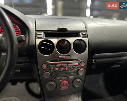 Мазда 6 2002 в Василькове на Automoto.ua Желтый Мазда 6, объемом двигателя 2.26 л и пробегом 191 тыс. км за 2650 $, фото 10 на Automoto.ua