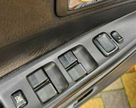 Жовтий Мазда 6, об'ємом двигуна 2 л та пробігом 303 тис. км за 3999 $, фото 9 на Automoto.ua