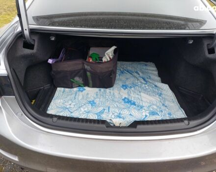 Серый Мазда 6, объемом двигателя 2.5 л и пробегом 175 тыс. км за 12500 $, фото 2 на Automoto.ua