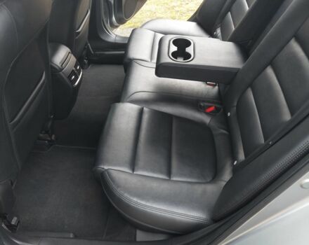 Серый Мазда 6, объемом двигателя 2.5 л и пробегом 175 тыс. км за 12500 $, фото 7 на Automoto.ua