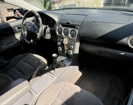 Серый Мазда 6, объемом двигателя 2 л и пробегом 300 тыс. км за 1500 $, фото 6 на Automoto.ua