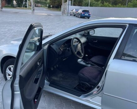 Сірий Мазда 6, об'ємом двигуна 2 л та пробігом 264 тис. км за 3368 $, фото 5 на Automoto.ua