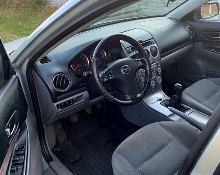 Сірий Мазда 6, об'ємом двигуна 2 л та пробігом 412 тис. км за 3700 $, фото 4 на Automoto.ua