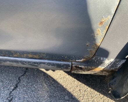 Серый Мазда 6, объемом двигателя 2 л и пробегом 320 тыс. км за 2450 $, фото 9 на Automoto.ua