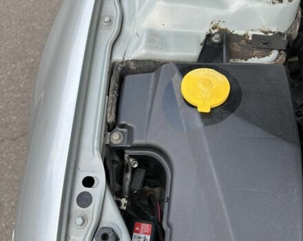 Серый Мазда 6, объемом двигателя 2 л и пробегом 332 тыс. км за 5200 $, фото 7 на Automoto.ua