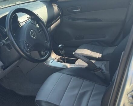 Серый Мазда 6, объемом двигателя 2 л и пробегом 275 тыс. км за 3000 $, фото 5 на Automoto.ua