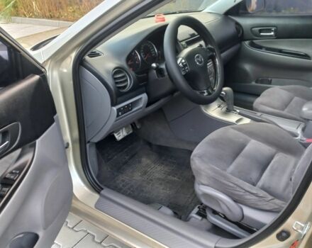 Сірий Мазда 6, об'ємом двигуна 2 л та пробігом 240 тис. км за 3800 $, фото 7 на Automoto.ua