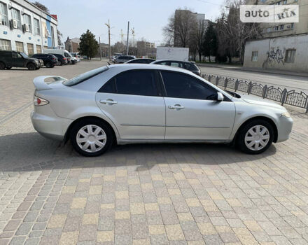 Сірий Мазда 6, об'ємом двигуна 2 л та пробігом 326 тис. км за 3200 $, фото 6 на Automoto.ua