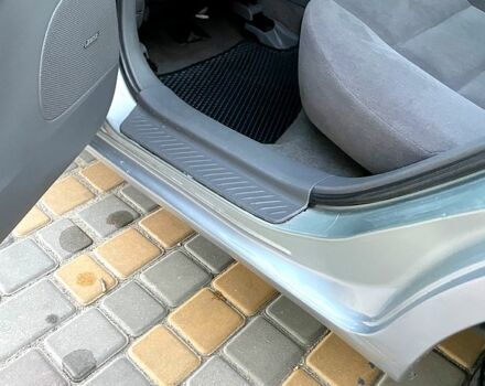 Серый Мазда 6, объемом двигателя 2 л и пробегом 248 тыс. км за 4000 $, фото 4 на Automoto.ua