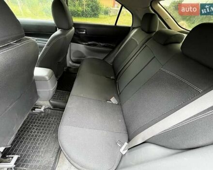 Серый Мазда 6, объемом двигателя 2 л и пробегом 275 тыс. км за 3800 $, фото 9 на Automoto.ua