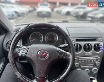 Серый Мазда 6, объемом двигателя 2 л и пробегом 300 тыс. км за 2500 $, фото 6 на Automoto.ua