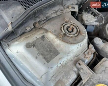 Сірий Мазда 6, об'ємом двигуна 1.8 л та пробігом 380 тис. км за 2800 $, фото 3 на Automoto.ua