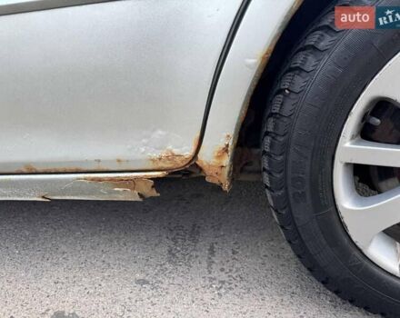 Сірий Мазда 6, об'ємом двигуна 1.8 л та пробігом 380 тис. км за 2800 $, фото 5 на Automoto.ua