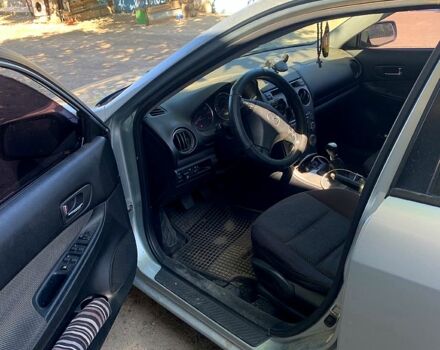 Серый Мазда 6, объемом двигателя 2 л и пробегом 330 тыс. км за 3000 $, фото 4 на Automoto.ua