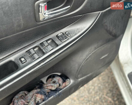 Серый Мазда 6, объемом двигателя 2 л и пробегом 300 тыс. км за 2500 $, фото 5 на Automoto.ua