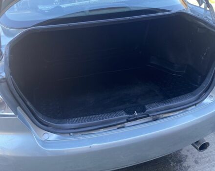 Сірий Мазда 6, об'ємом двигуна 2 л та пробігом 390 тис. км за 2600 $, фото 4 на Automoto.ua