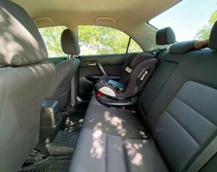 Сірий Мазда 6, об'ємом двигуна 1.8 л та пробігом 216 тис. км за 4050 $, фото 15 на Automoto.ua