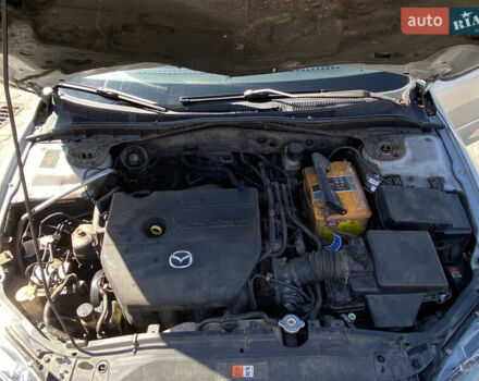 Сірий Мазда 6, об'ємом двигуна 2 л та пробігом 203 тис. км за 5400 $, фото 16 на Automoto.ua