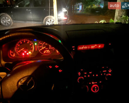 Серый Мазда 6, объемом двигателя 2.97 л и пробегом 117 тыс. км за 3300 $, фото 2 на Automoto.ua