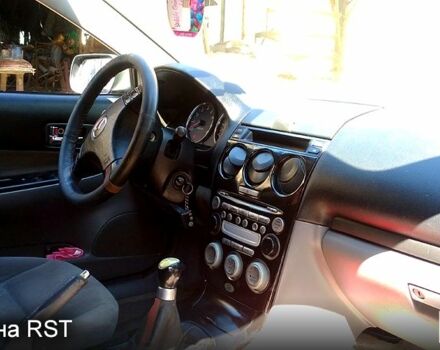 Серый Мазда 6, объемом двигателя 2 л и пробегом 380 тыс. км за 2000 $, фото 2 на Automoto.ua